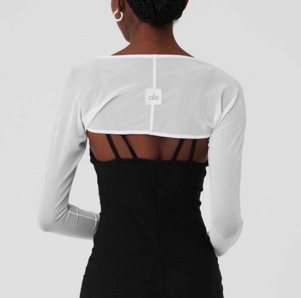 Alo Yoga Mesh Heat Wave Bolero Shrug sleeve
